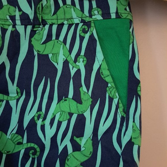 Womens Shorts size 4 - Picture 3 of 8